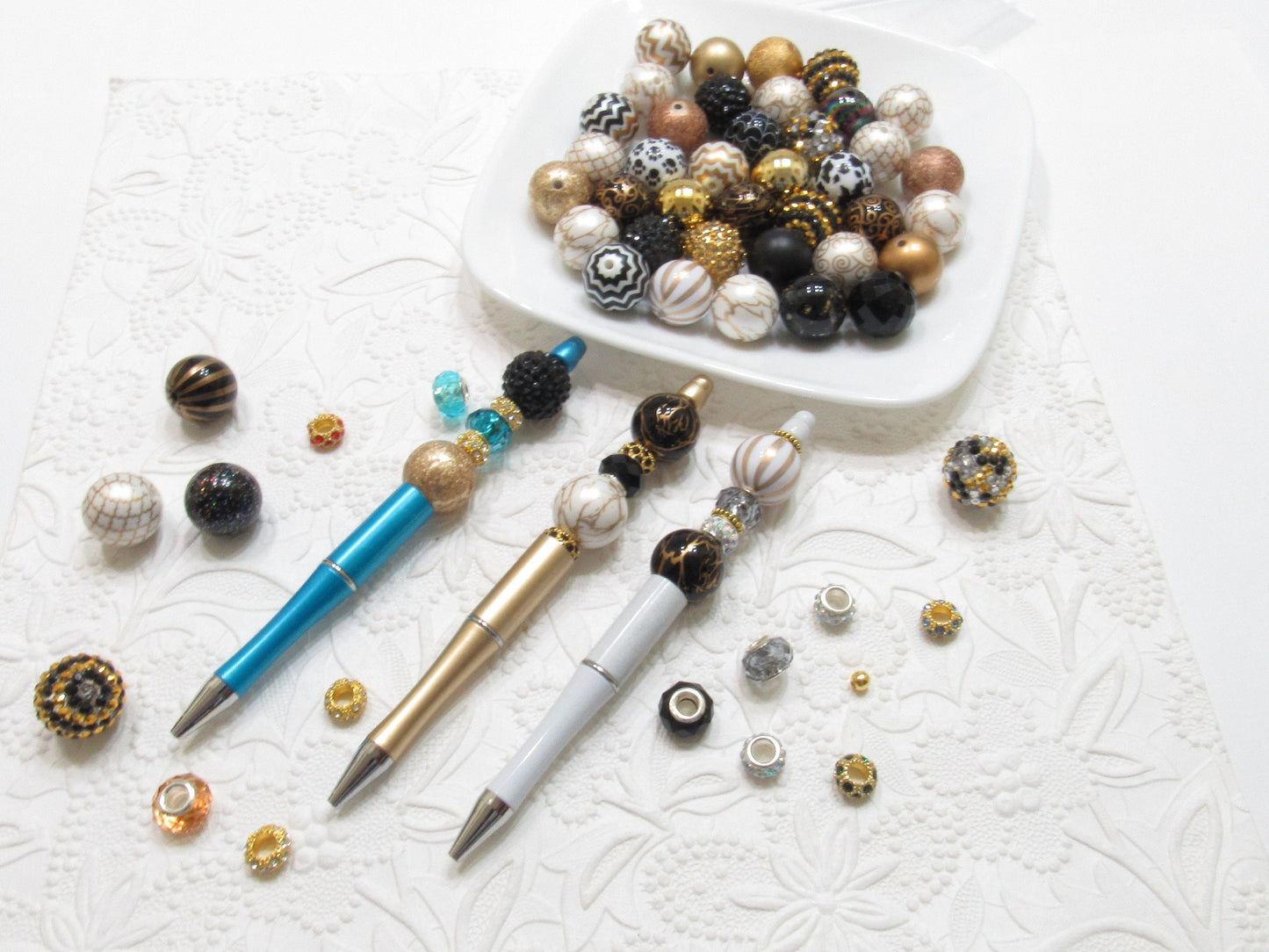 3 for 5.00 DIY Turquoise Beadable Pens, Bubblegum Beadable Pen, Turquoise Pen Blanks,  Beadable Pen, DIY Plastic Beadable Pens, Black Ink