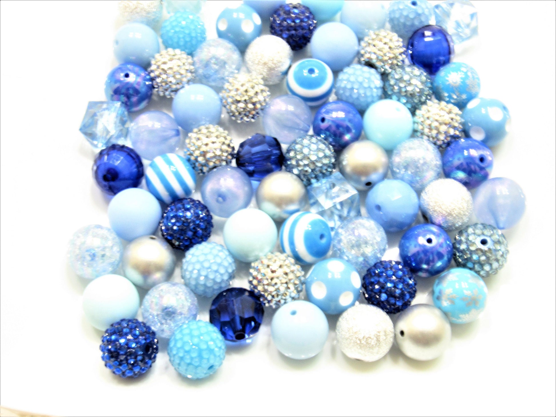 12 or 24 Ct. 20mm Bubblegum Assorted Blue Beads, Beadable Pen Beads, Acrylic Beads, Bubblegum Beads, Round Bubblegum Bead