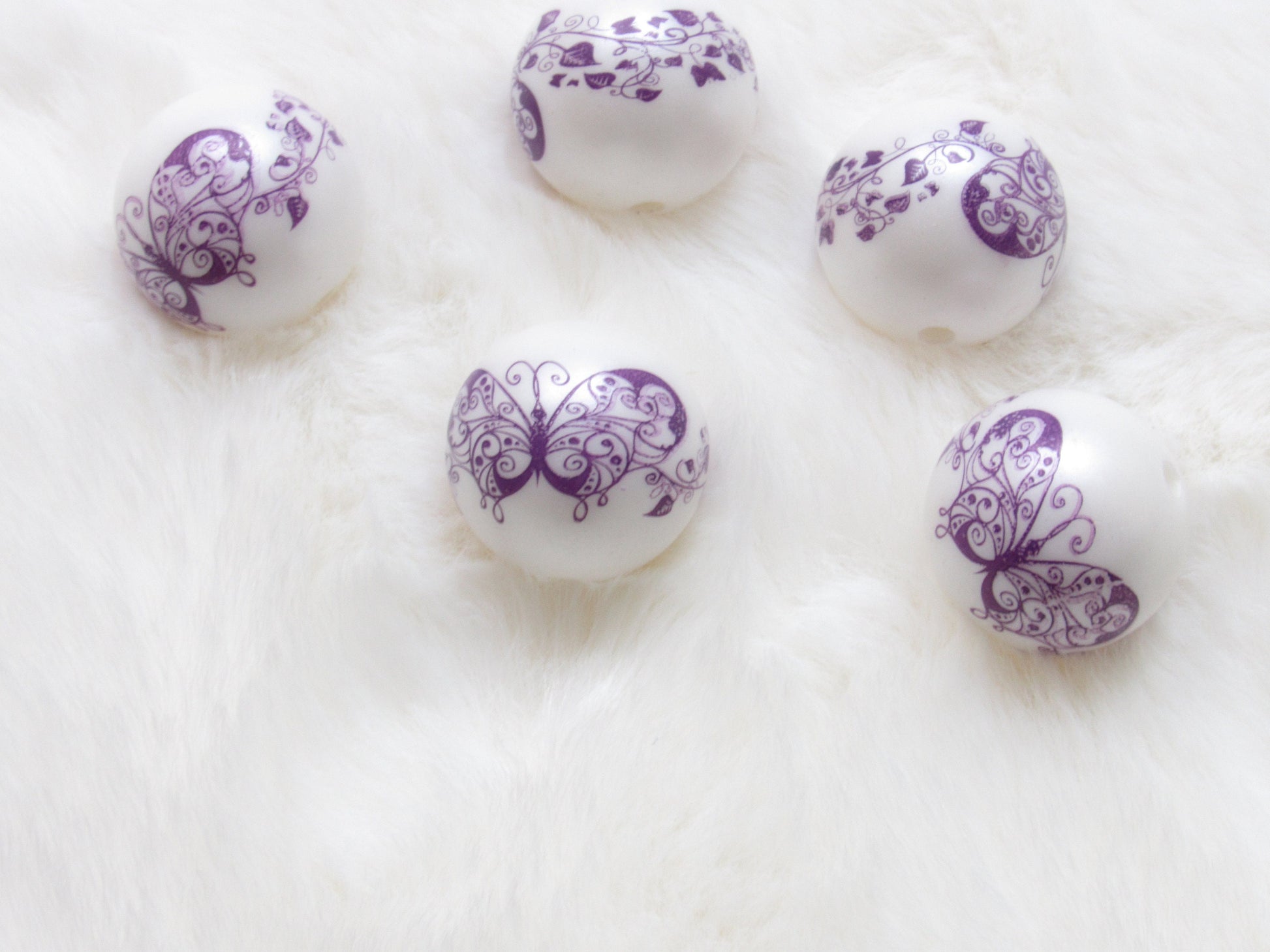 New 20mm Butterfly Bubblegum Beads, Acrylic Butterfly On Matte White Pearls, Beadable Pen Bead, DIY Beadable Pen Butterfly Bead