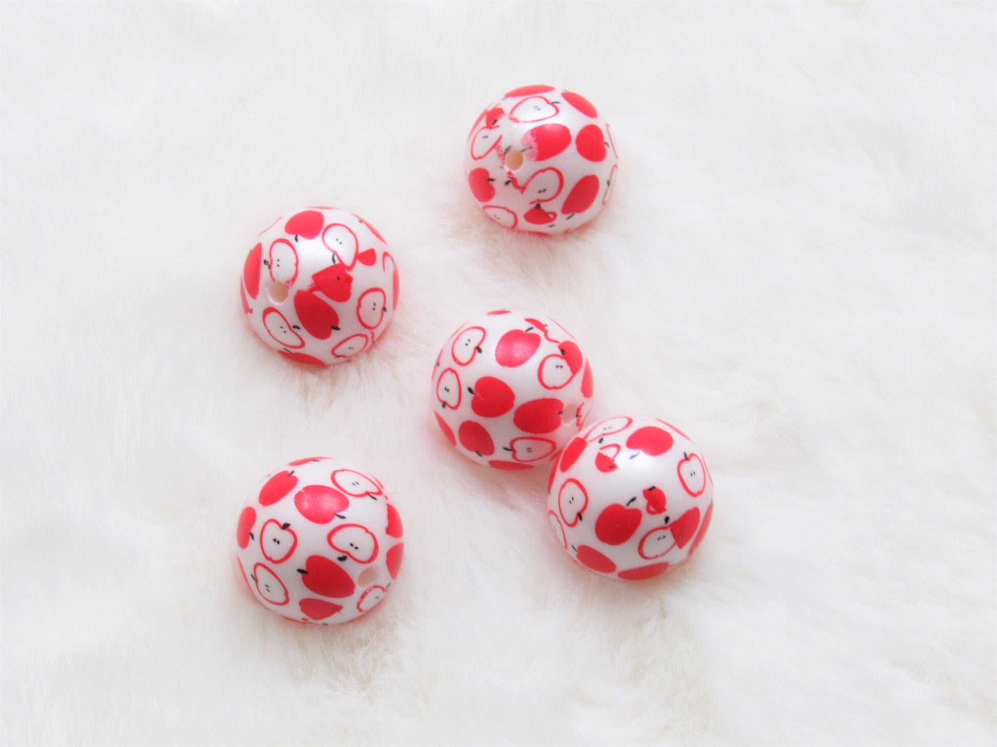 20mm Red And White Printed Apple Slice On Matte White Pearls, Bubblegum Beads, Chunky Gumball Beads, Bubblegum Bead Supply