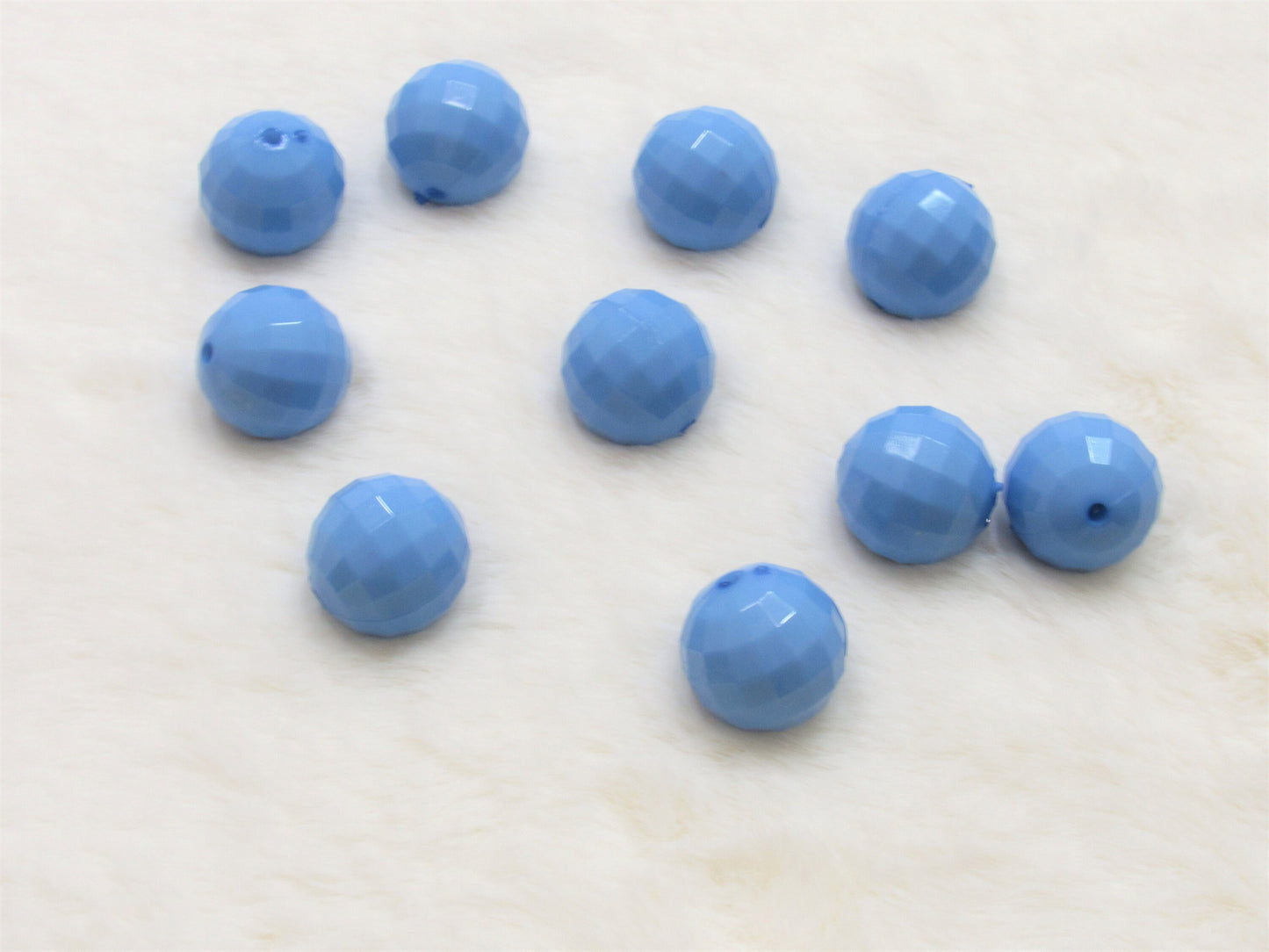NEW 20mm Faceted LIght Blue Disco Bubblegum Bead, Chunky Beads, Round Acrylic Beads, Chunky Bead Supply, Bubblegum Necklace Supply Beads