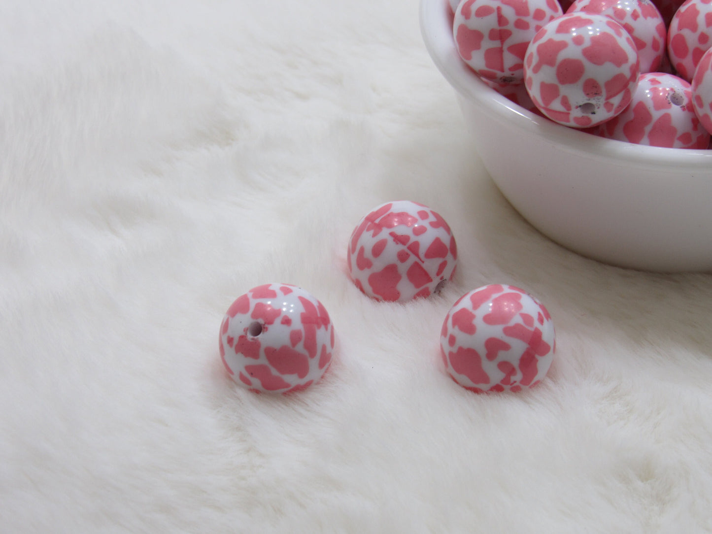 NEW 20mm Pink Cow Print Bubblegum Beads, Chunky Cow Beads, Gumball Bead, Bubblegum Necklace Supply Beads, Chunky Bead Supply,
