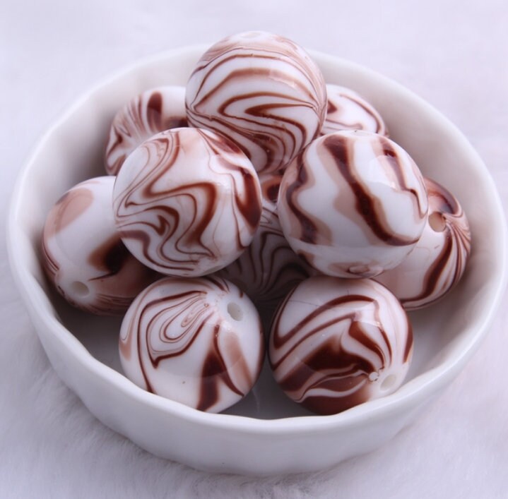 New 20mm Brown and White Marble Look Bubblegum Beads, Imitation Marble Beads, Chunky Bi Color Beads