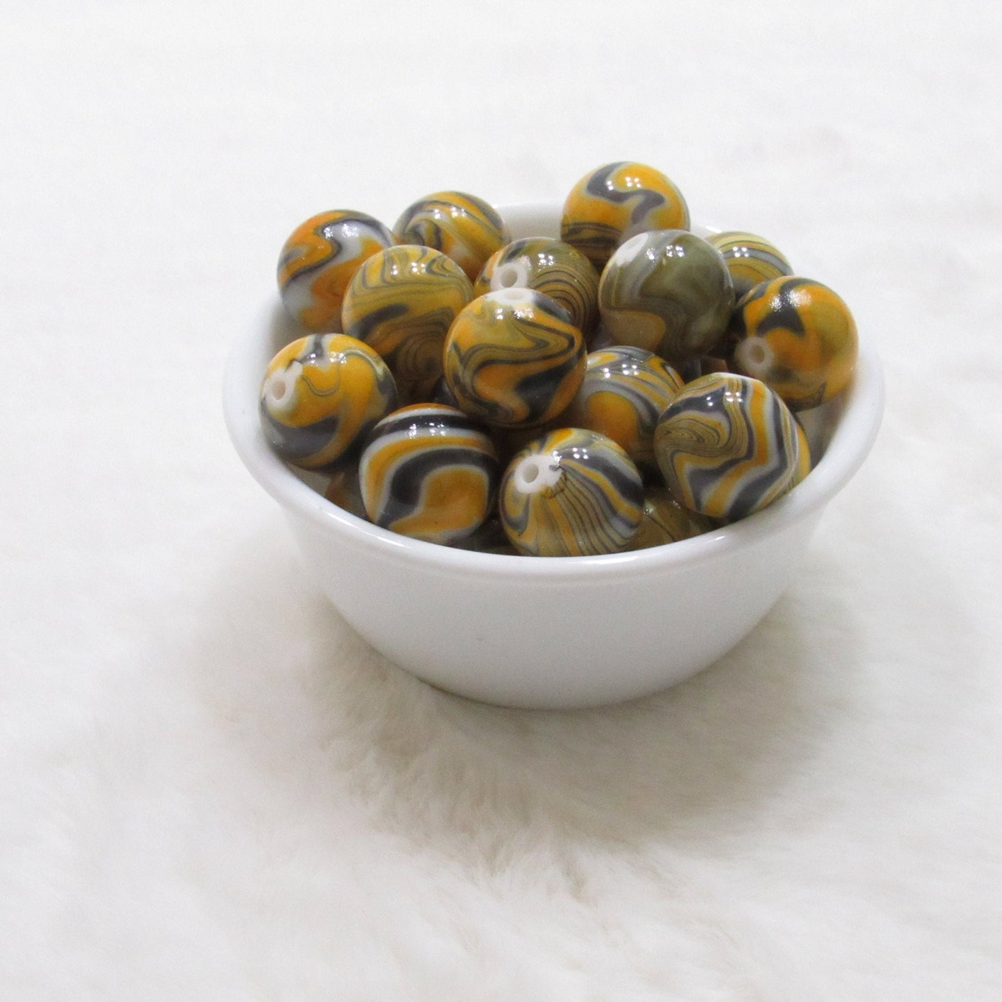 New 20mm Gold Grey White Marble Look Bubblegum Beads, Imitation Marble Beads, Chunky Bi Color Beads