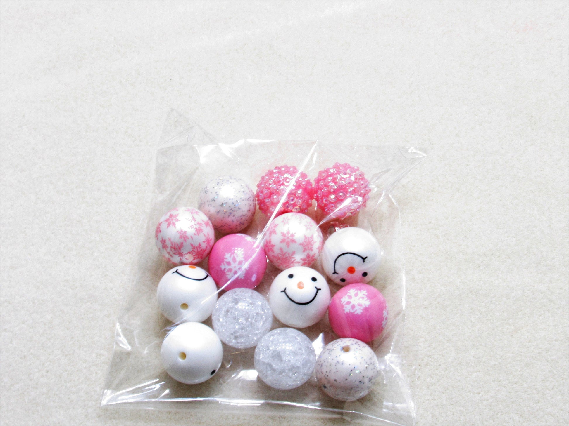New 20mm Bubblegum Bead Snowman Mix, Pink Or Blue Bubblegum Beads, Mixed Gumball Beads, Beadable Pen Mix, Pink or Blue Snowman Kit  Beads.
