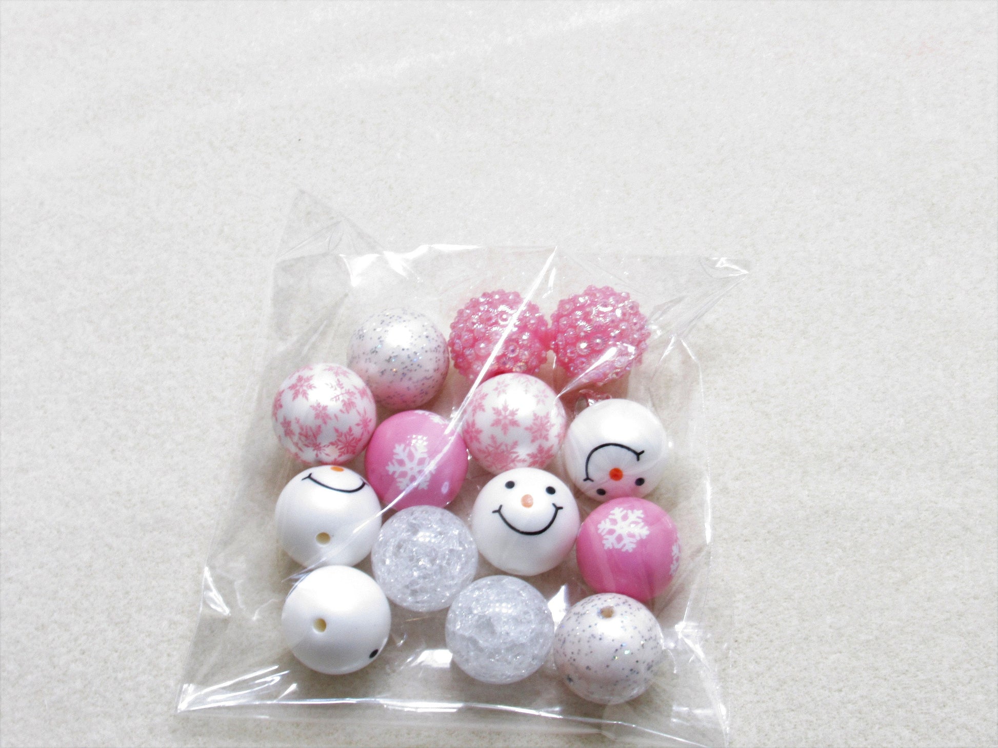New 20mm Bubblegum Bead Snowman Mix, Pink Or Blue Bubblegum Beads, Mixed Gumball Beads, Beadable Pen Mix, Pink or Blue Snowman Kit  Beads.