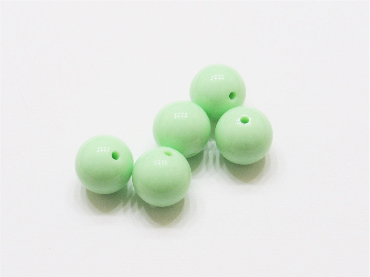 20mm Pastel Green Bubblegum Beads, Chunky Necklace Supply Bead, Solid Acrylic Bubblegum Bead, Chunky Gumball Bead, Bubblegum Beads
