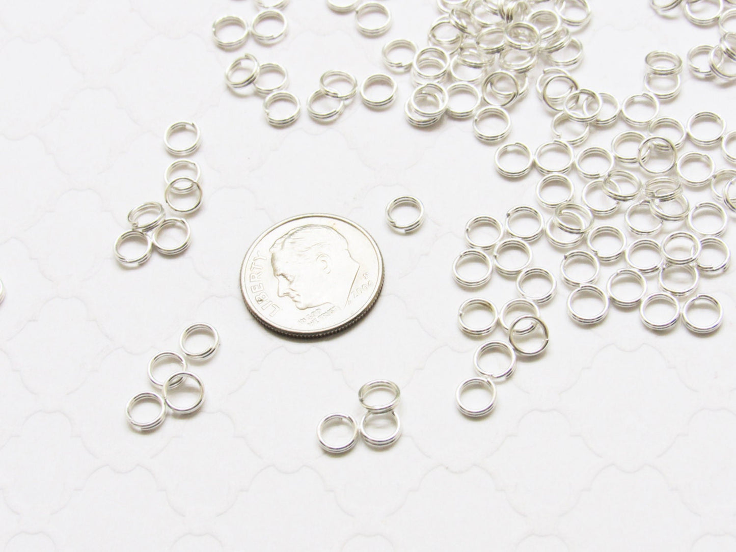 Quality 7mm jump rings, Silver colored brass jump rings,Jewelry supply, jewelry findings, bottle cap jump rings, 0.7 mm Chunky Bead Supply
