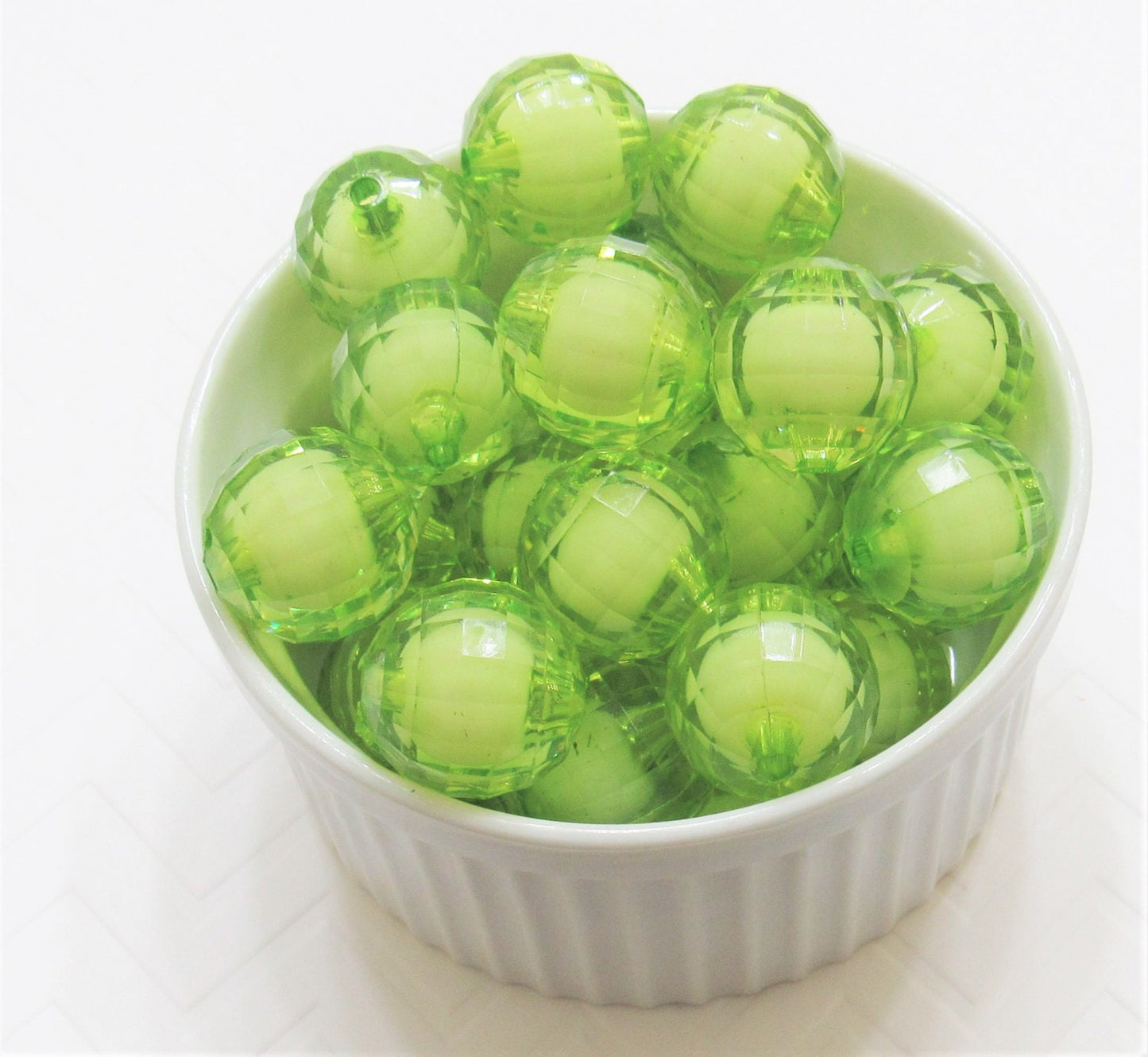 20mm Lime Bead In A Bead, Bubblegum Beads, Faceted Chunky Beads, Transparent Bubblegum Bead, Chunky Necklace Supply Bead, Jewelry Bead