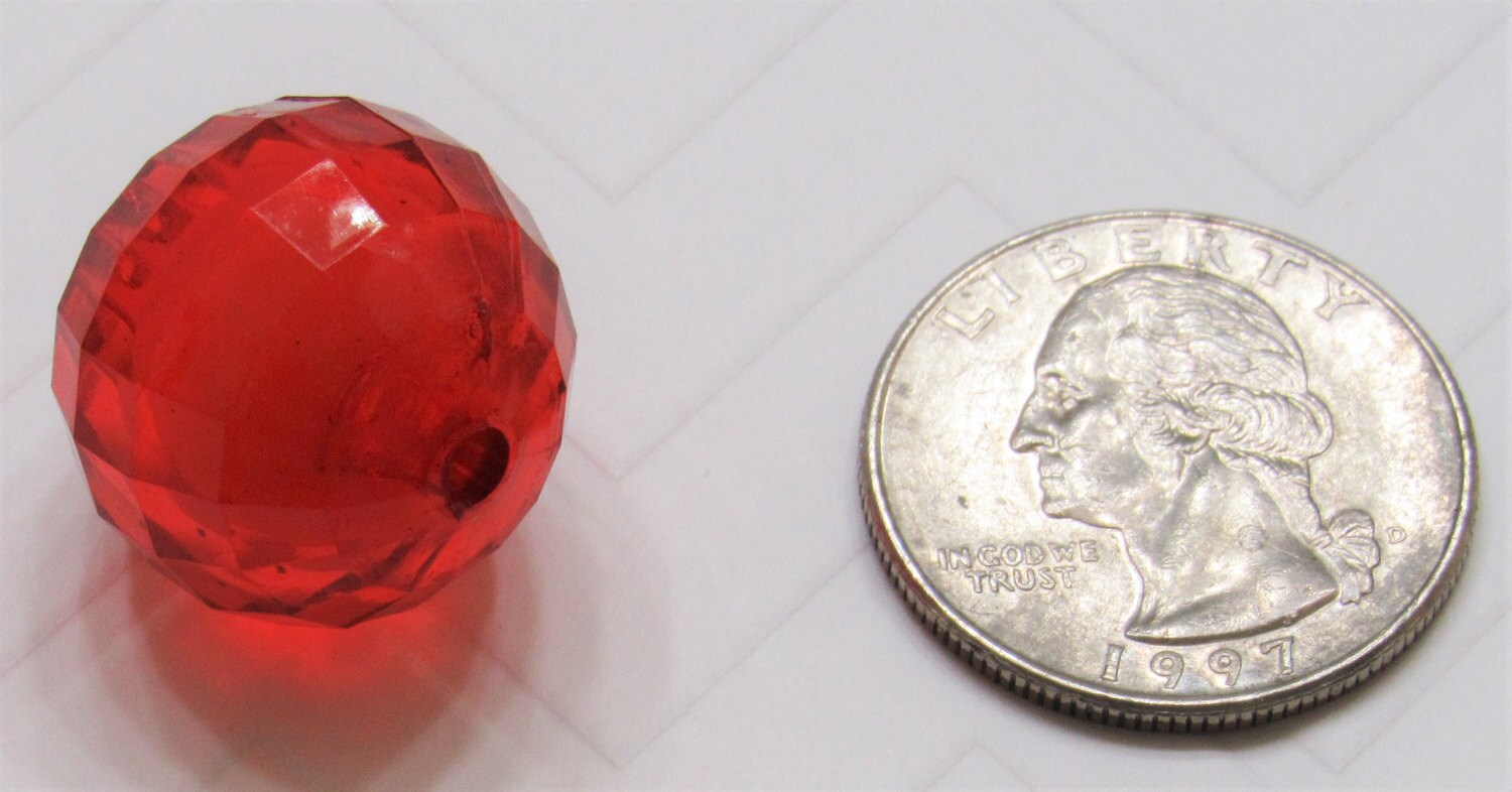 20mm Red Bead In A Bead, 20mm Bubblegum Beads, Faceted Chunky Bead, Transparent Bead In A Bead, Chunky Necklace Supply Bead, DIY Bead Supply