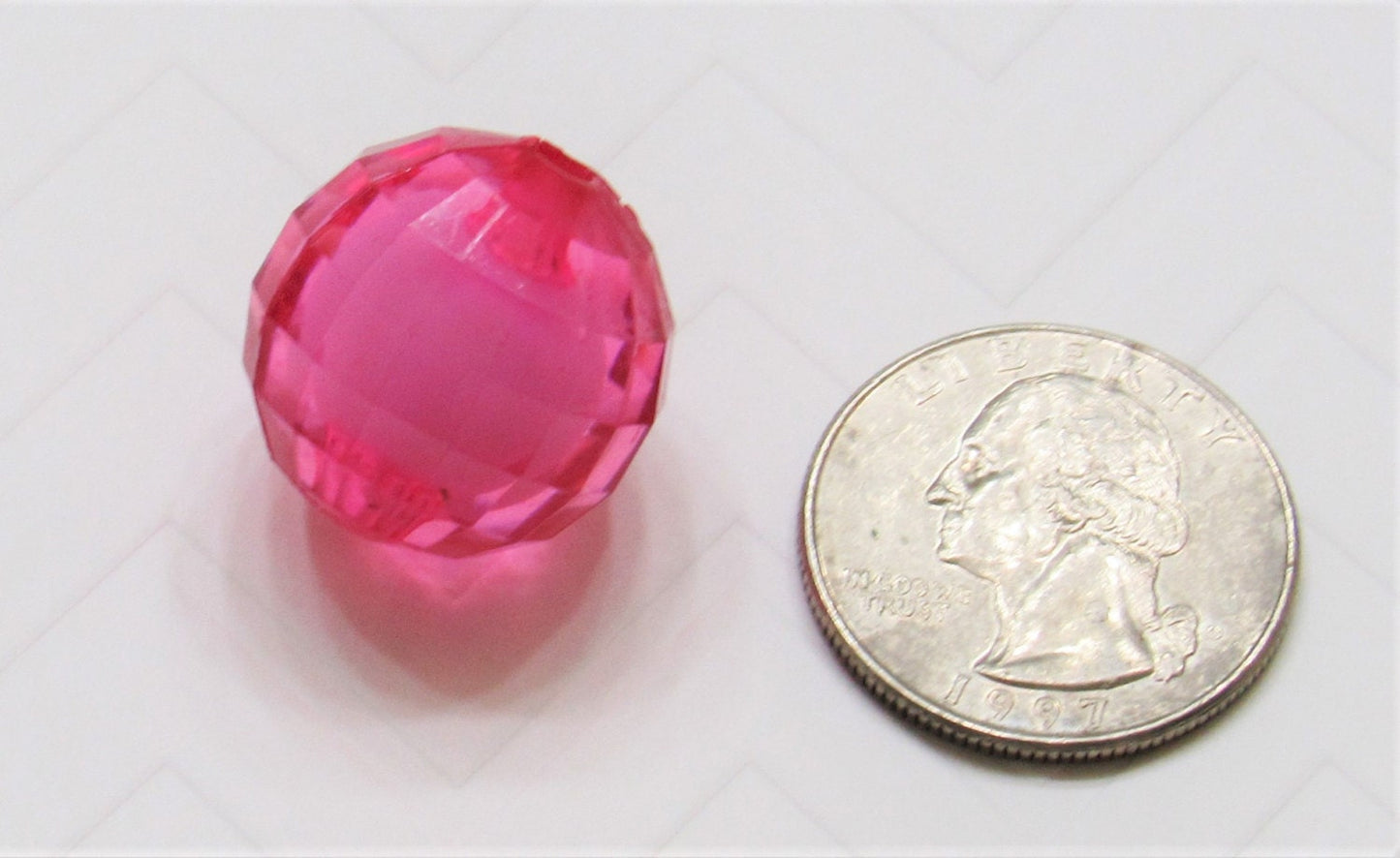 20mm Hot Pink Bead In A Bead, Bubblegum Beads, Facated Chunky Beads, Transparent Bubblegum Beads, Chunky Necklace Supply Beads, Jewelry Bead